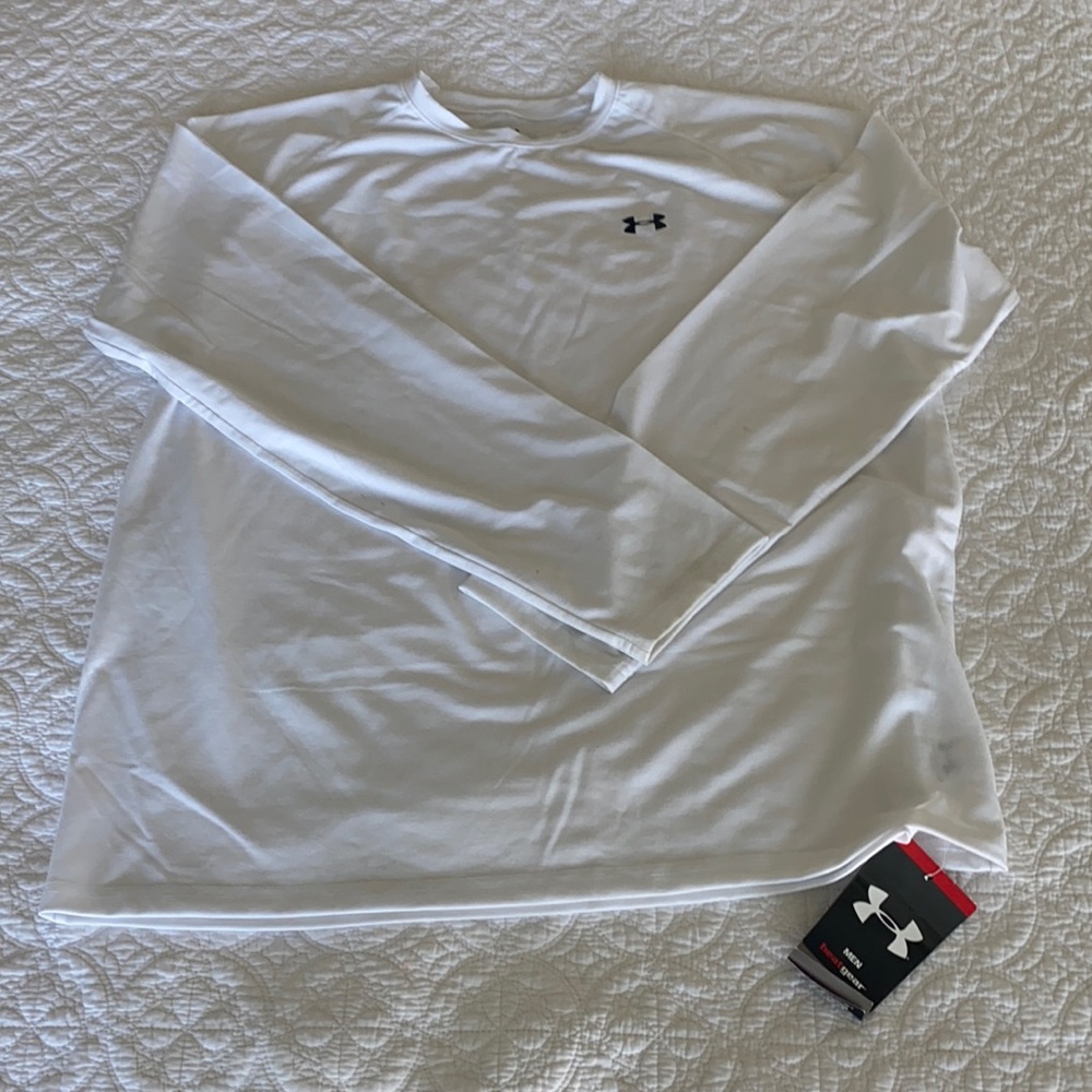 Under Armour long sleeved T-shirt